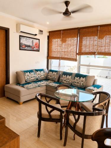 Sector 39 Apartment | Luxury 2bhk ! The White Casa