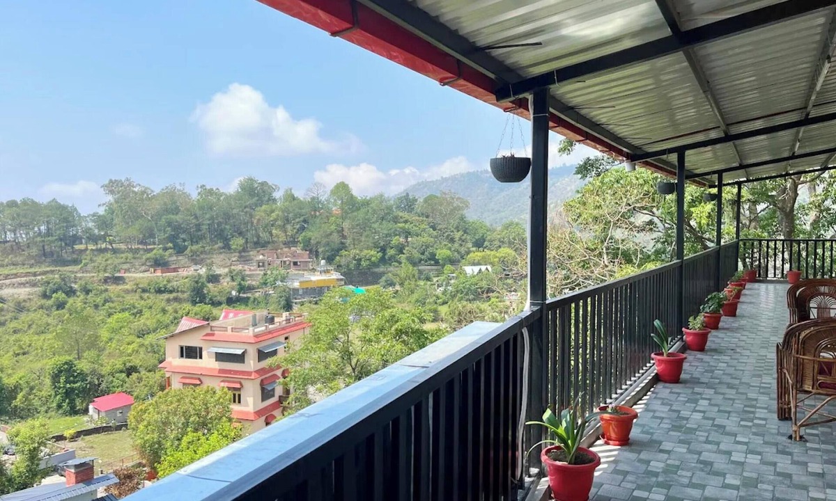 Bhimtal Hotel | Luxury Hotel Lake Darshan Bhimtal