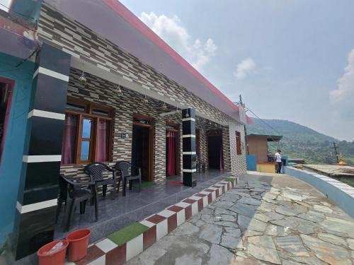 Chamoli House | Maa Chandika Rudranath Home Stay