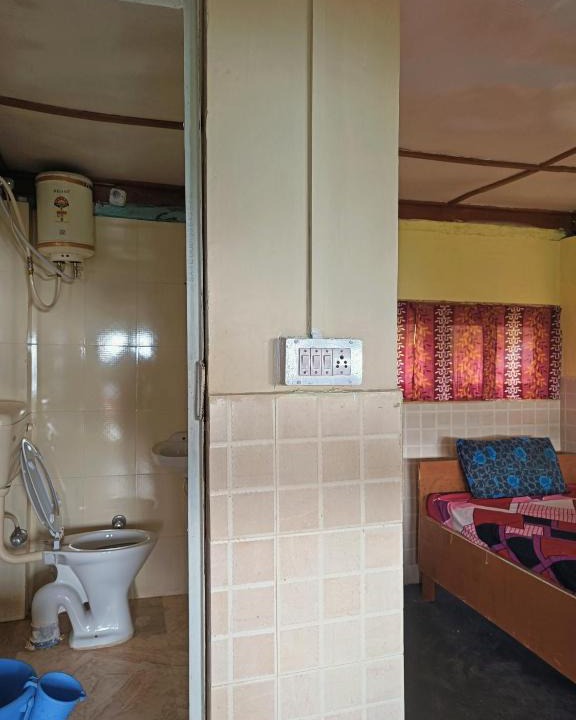 Bhagsu Nag Bed & Breakfast | Maharaj house