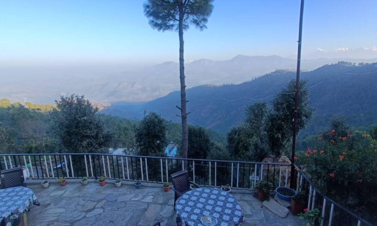 Majkhali Hotel | Manaskhand Homestay Ranikhet near NH109