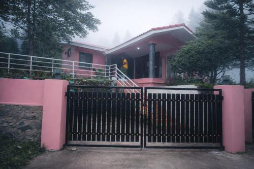 Kodaikanal House | Mannan Cottage Kodaikanal with Sightseeing Car