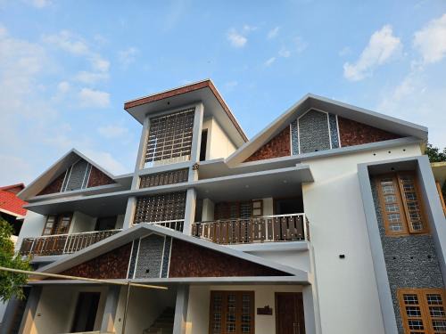 Ambalapuzha House | MetroNova Homes - Furnished stay in Alappuzha