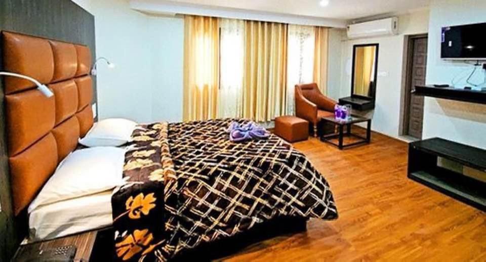 Nishat-Shalimar Hotel | MGallery