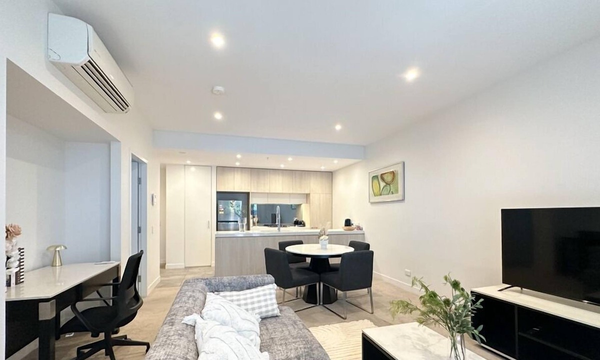 North Ryde Apartment | Modern 2-Bedroom Apartment next North Ryde Metro