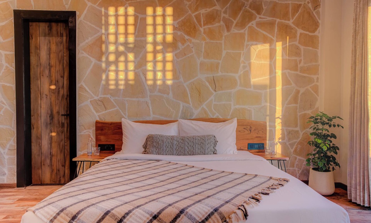 Haridwar Bed & Breakfast | MoShams Aksha Mountain Suite, Balcony, Breakfast
