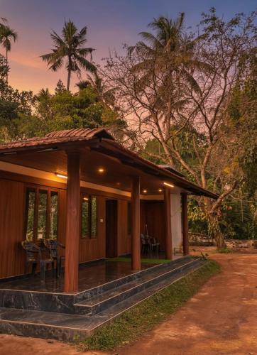 Udumbanchola House | Munnar Valley Cardamom Farm Stay
