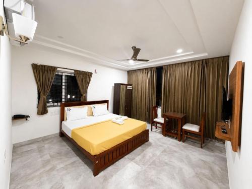 Mangalore Hotel | Nakshatra Boarding and Lodging