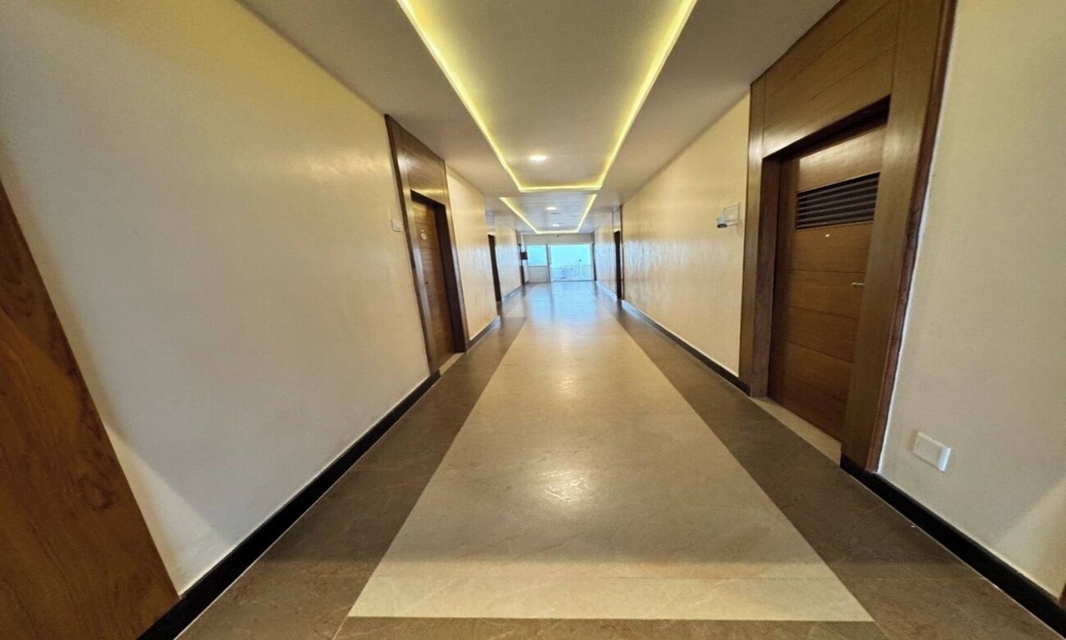 Udumalaipettai Hotel | Nandha Grande Elite