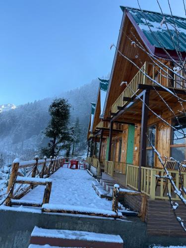 Banjar House | Nature Retreat cottage A frame cabin sainj valley