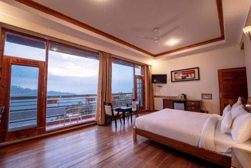 Kumarhatti Hotel | Nature View Resort ! A Four Star Lavish & Luxury Resort