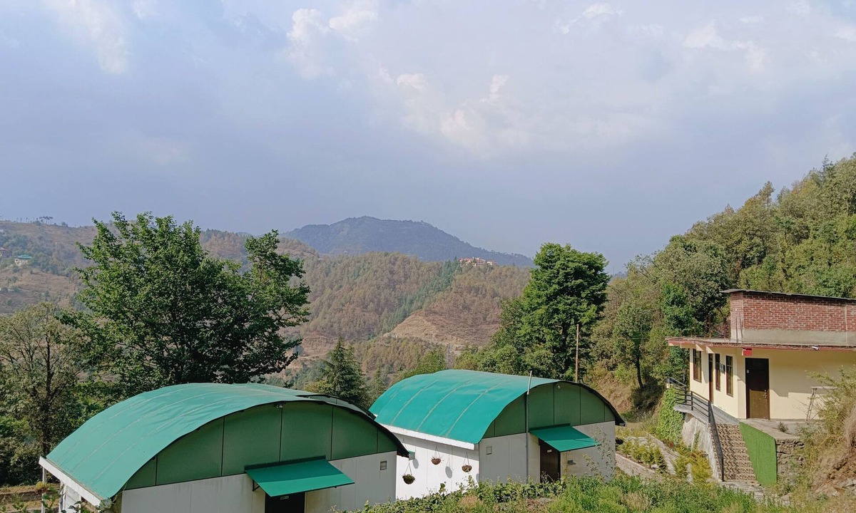 Shimla Hotel | Oak Retreat Huts