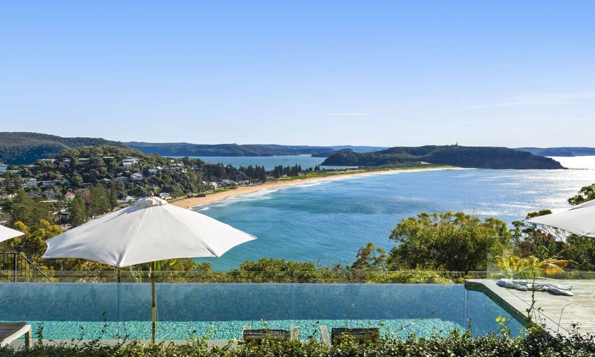 Palm Beach House | PACIFIC VISTA by Palm Beach Holiday Rentals