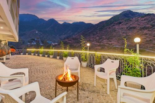 Mussoorie Resort | Palm Aryan Pause by the Stream