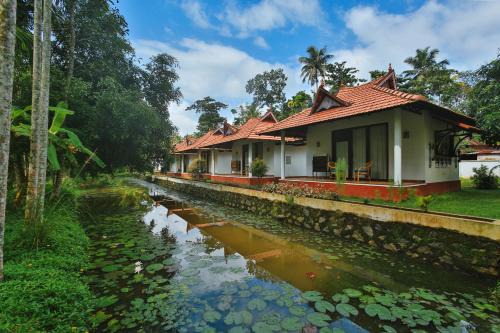 Aryad South Resort | Palmgrove Lake Resort