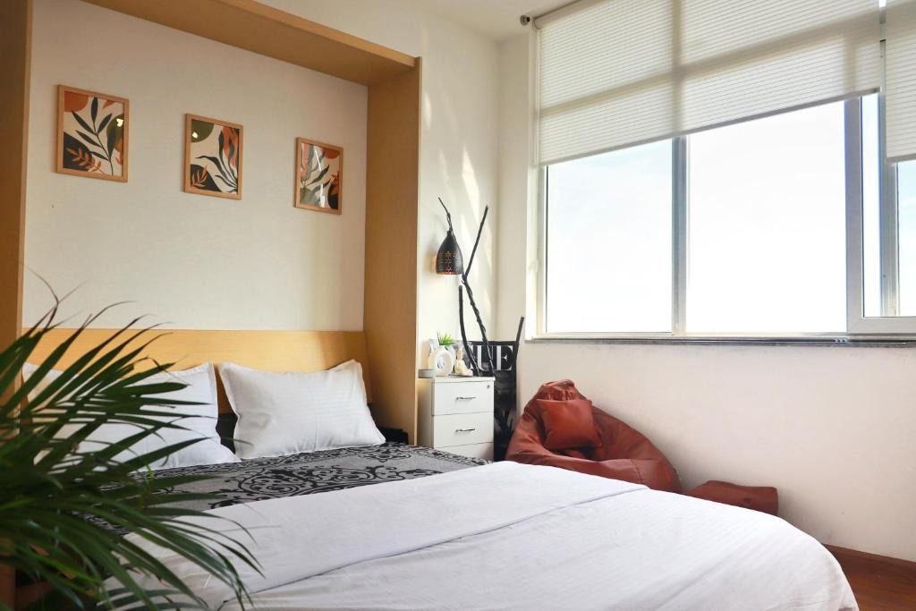Zirakpur Apartment | Panoramic City Views -15th Floor Studio Apartment