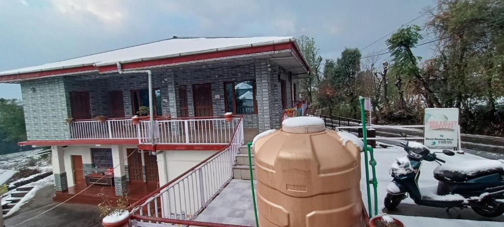 Gunehr House | Para Valley Home Stay