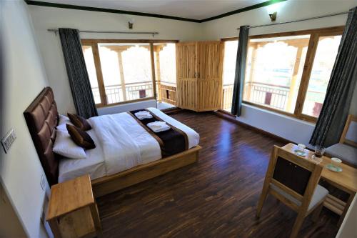Leh Hotel | Paradise Shey