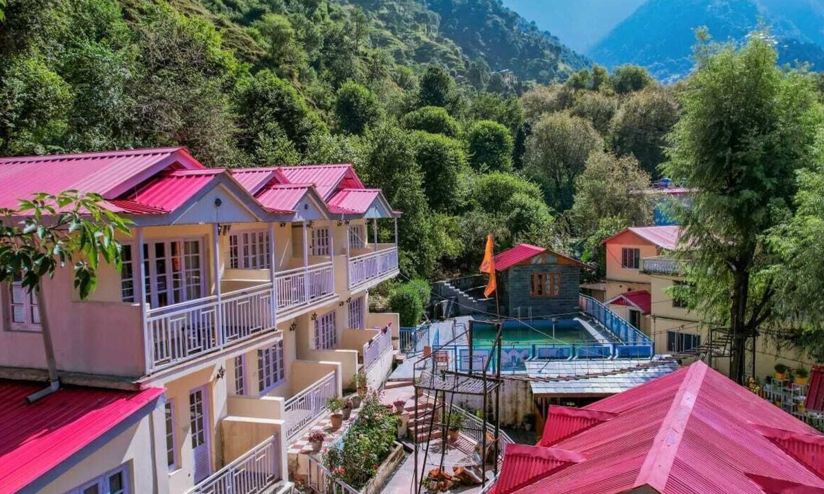 Dalhousie Hotel | Pax Hotel Rock Villa