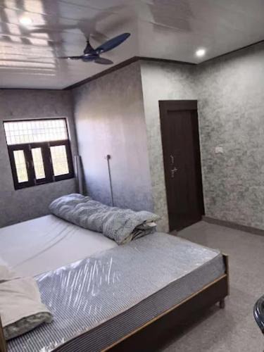 Greater Noida Hotel | PLAY A K A Residency couple friendly