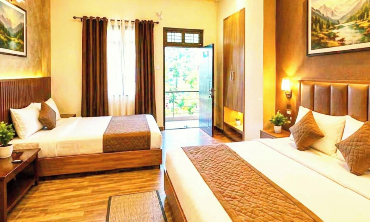 Rudraprayag Hotel | Premium Hotel Girish Heritage Stay
