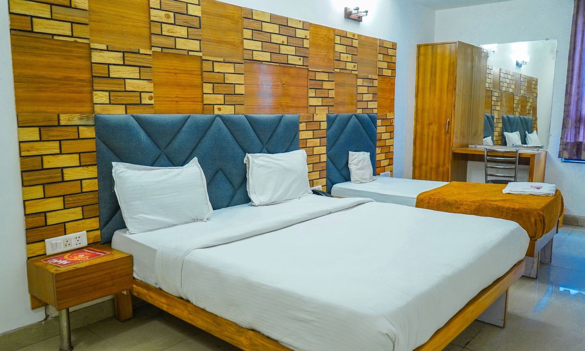 Mahipalpur Bed & Breakfast | private rooms in mahipalpur