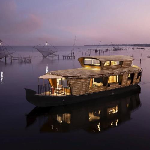 Erezha Boat Rental | Punjab Adventure Travels Houseboat Alleppey