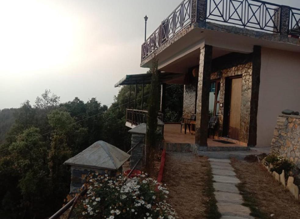 Mukteshwar House | Rajula Malushahi Cottage by StayApart
