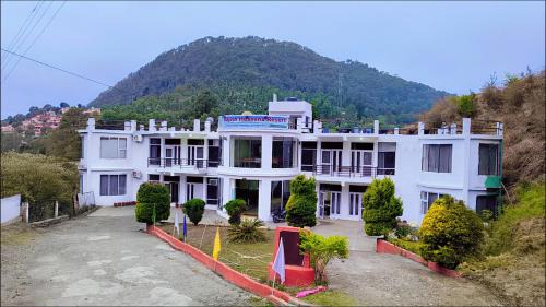 Bhimtal Resort | Rajvin Heavens Resort