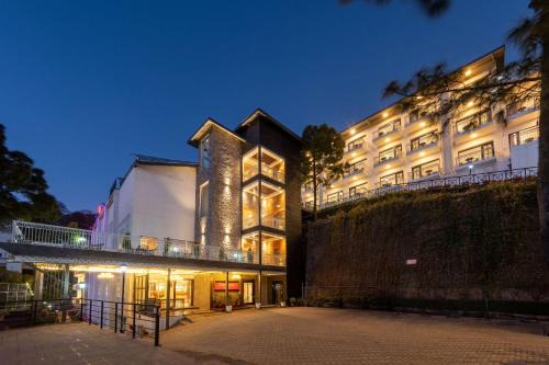 Kumarhatti Hotel | Ramada by Wyndham Kasauli