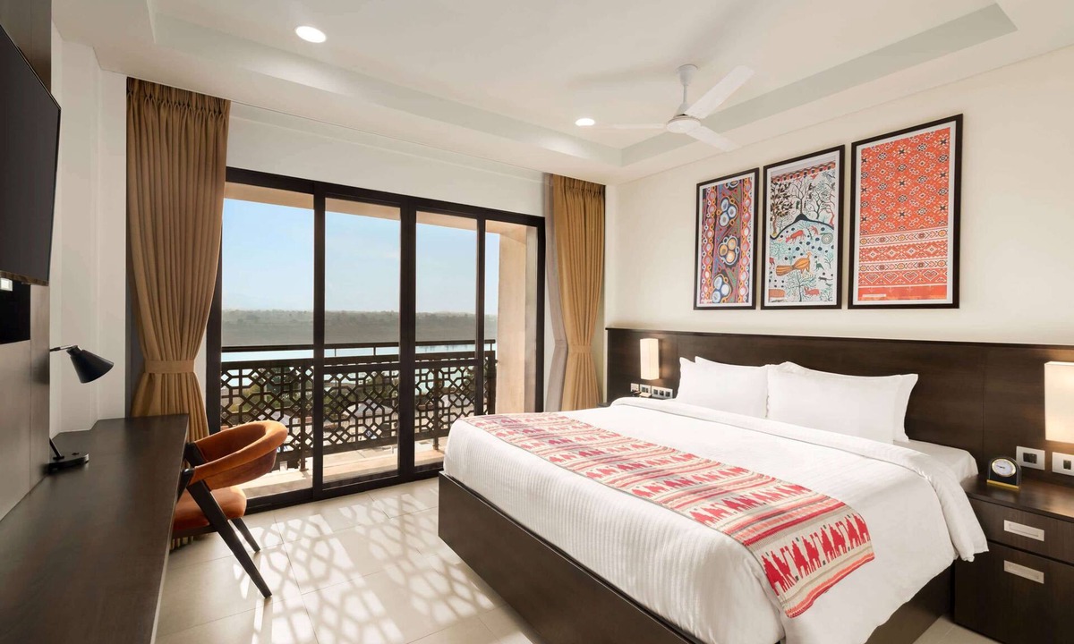 Rajpipla Hotel | Ramada Encore by Wyndham Statue of Unity