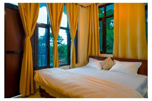 Suja House | River view villa