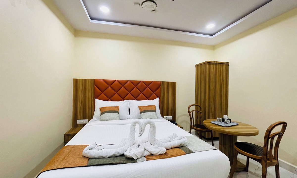 Dombivli West Resort | Riverside Retreat Dombivli