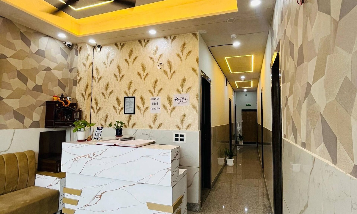 Delhi Hotel | Roomshala Hotel Haveli