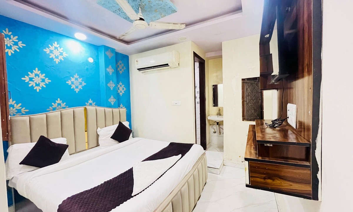 Govindpuri Hotel | Roomshala NP International