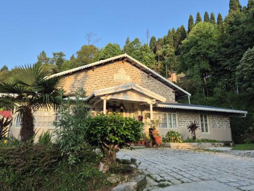Tukdah Forest House | Rose Villa Colonial Heritage Bungalow, Takdah