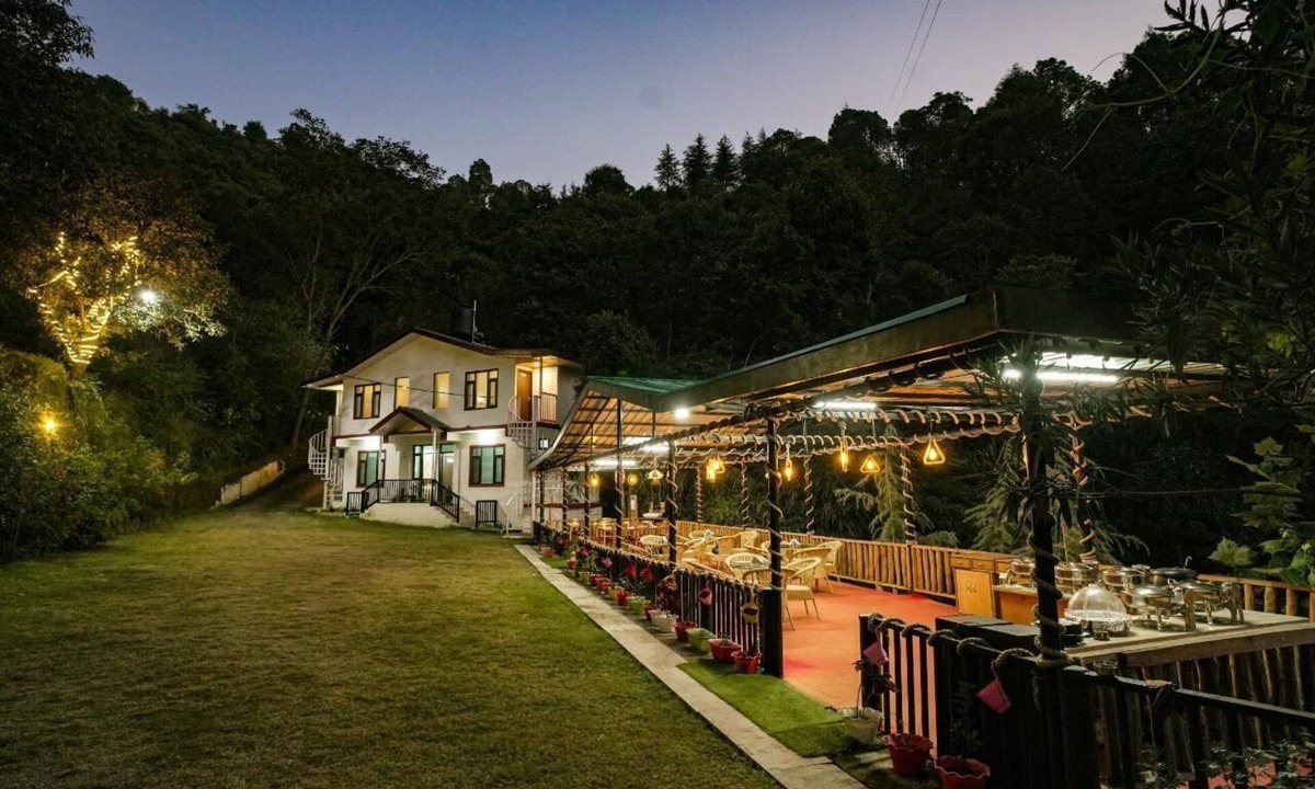 Shoghi Hotel | Royal Stay In The Nature's Lap