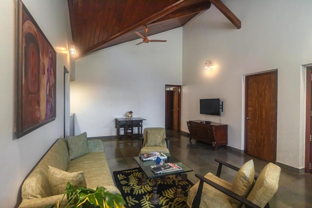 St.Stanislaus Villa Villa | SaffronStays Hidden Branches -3BR pet-friendly villa with infinity pool & forest views in Khandala