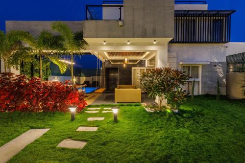 Hosur Apartment | Sapphire Garden Villa 3BHK Pool 1hr Koramangala