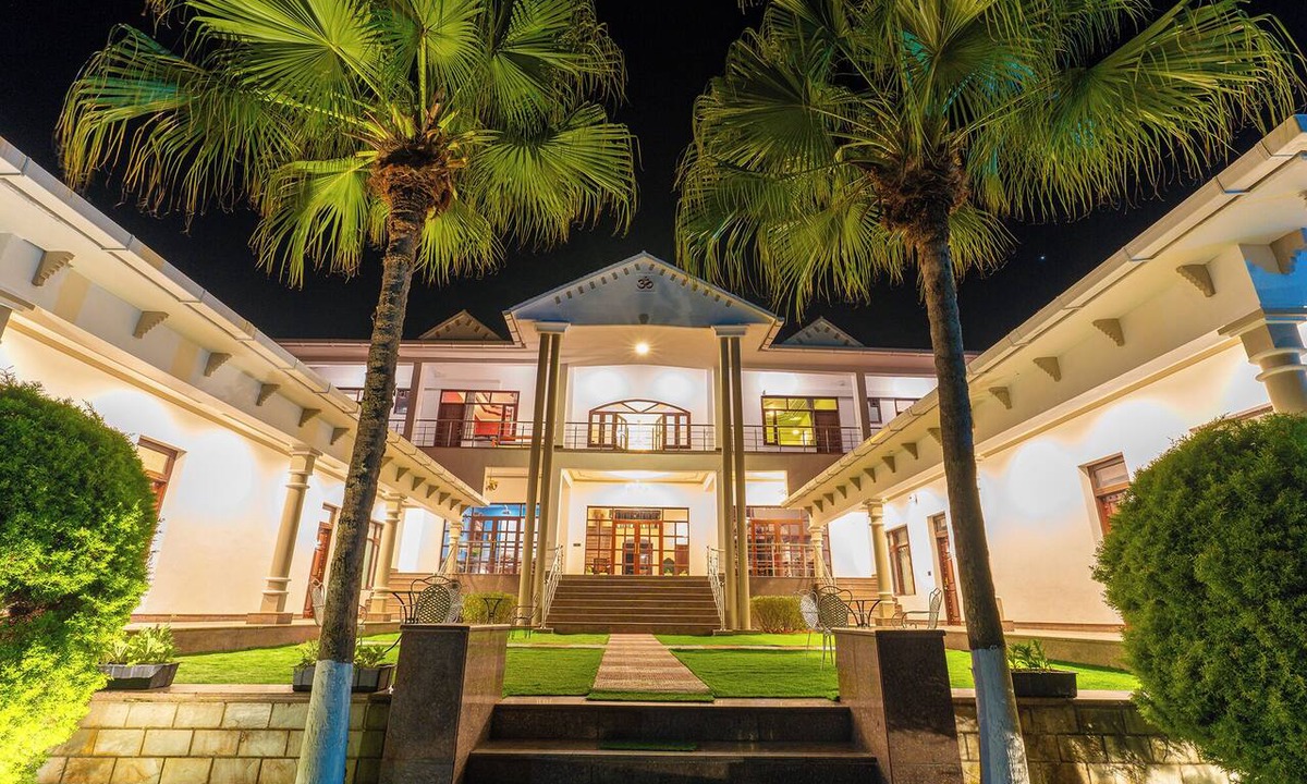 Gopalpur Resort | Seclude Tea Estate Palampur
