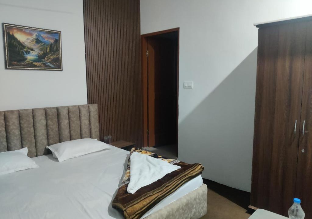 Bhaderwah Bed & Breakfast | Serenity home lodge