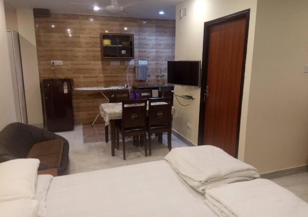 Taltala Apartment | Service Apartments, Park Street, Calcutta