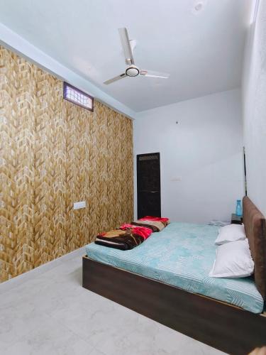 Ujjain House | Shiv Lehri Homestay
