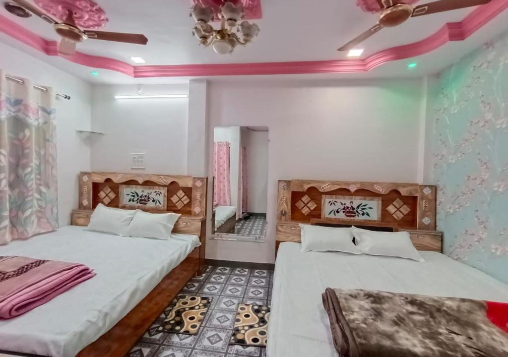 Ujjain Apartment | Shree Avantika home stay