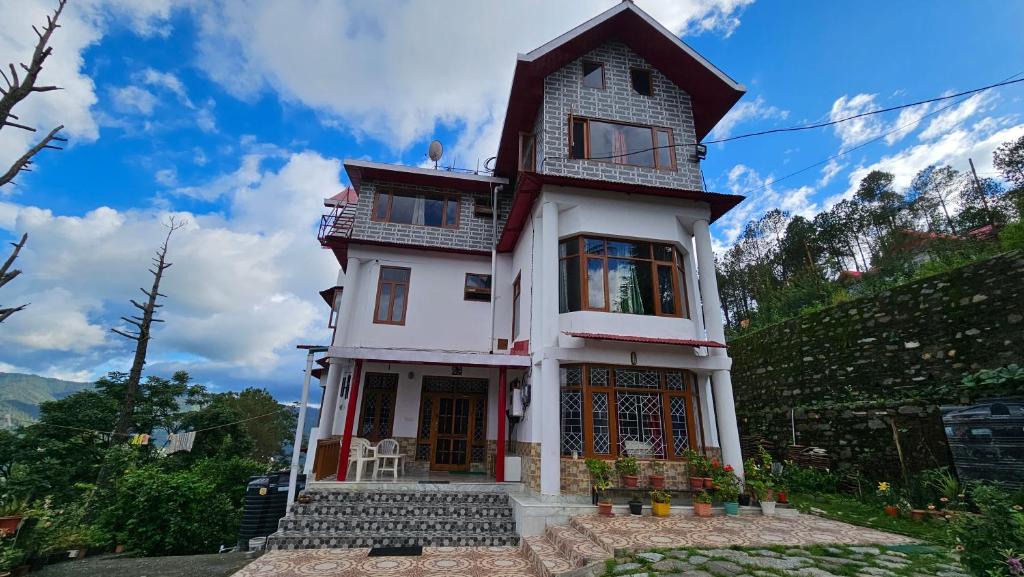 Shimla House | Shri Villa Homestay