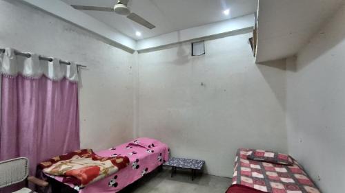 Naini Apartment | Shubham Home stay kumbha