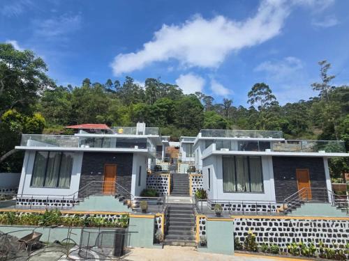 Manjakuttai Hotel | Silver Valley Villas