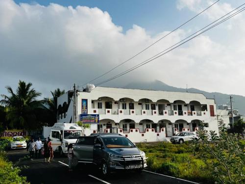Tiruvannamalai House | Siva Narayana Kutir