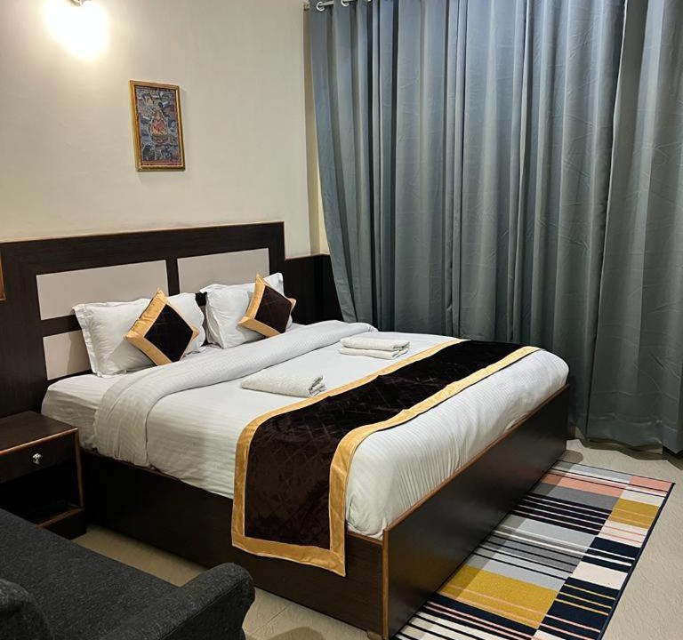 Bhagsu Nag Hotel | Sky Pie hotel