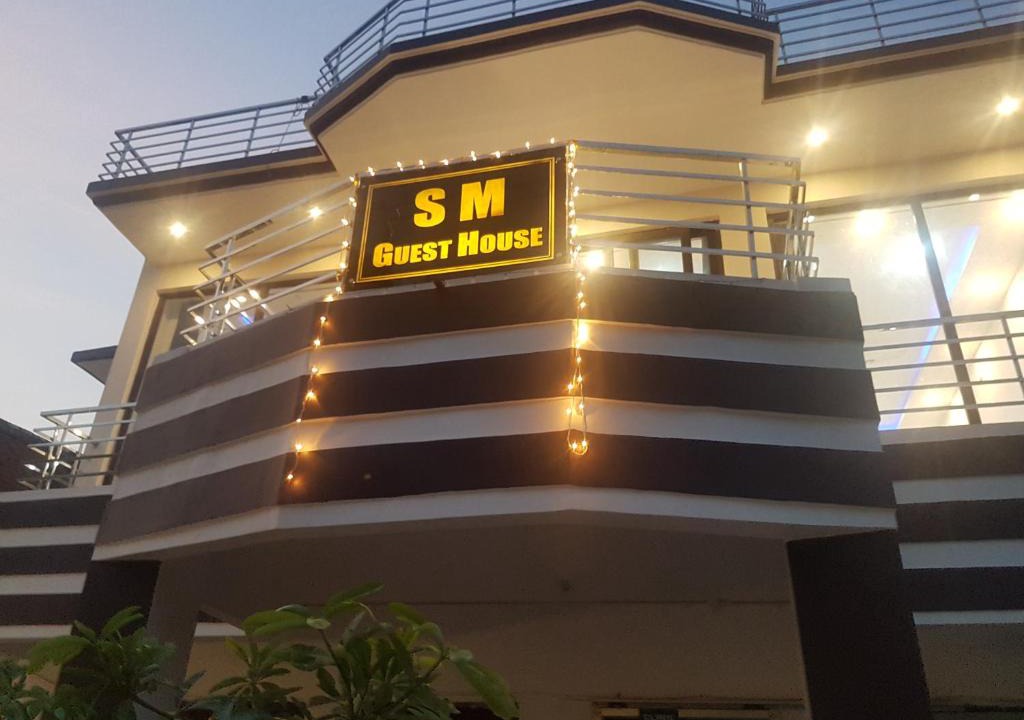 Gomti Nagar House | SM Guest House